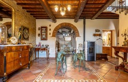 Arezzo, Tuscany 52100