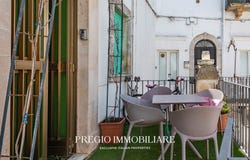 Locorotondo, Apulia 70010
