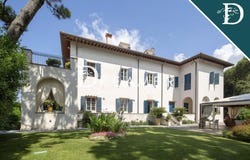 Massa, Tuscany 54100