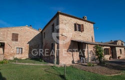 Montalcino, Tuscany 53024