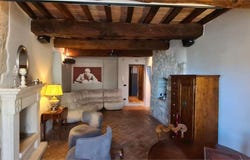 Todi, Umbria 06059