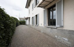 Como, Lombardy 22073