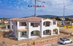 Budoni, Sardinia 08020