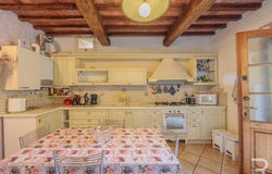 Colle di Val d'Elsa, Tuscany 53034