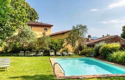 Lucca, Tuscany 55100