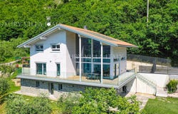 Marone, Lombardy 25054