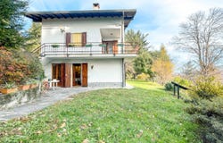 Massino Visconti, Piedmont 28040