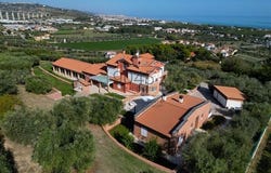 Die Adresse erhalten Sie vom Anbieter, Giulianova, Abruzzo|Abruzzi 64021