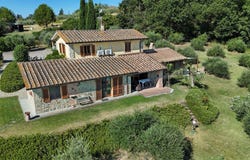 Cortona, Tuscany 52044