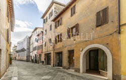 San Quirico d'Orcia, Tuscany 53027