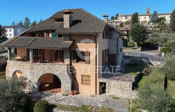 Sinalunga, Tuscany 53048