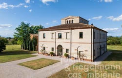 Montepulciano, Tuscany 53045