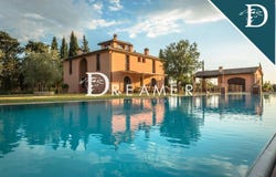 Peccioli, Tuscany 56037