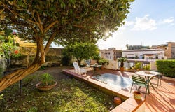 Naples, Campania 80132