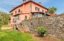 Pescaglia, Tuscany 55064