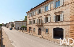 Fermo, Marche 63900
