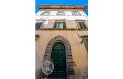 Cortona, Tuscany 52044