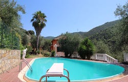 Strada Canove, Vallebona, Liguria 18012