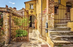 Arezzo, Tuscany 52100