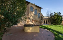 Montalcino, Tuscany 53024