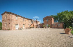 Foiano della Chiana, Tuscany 52045