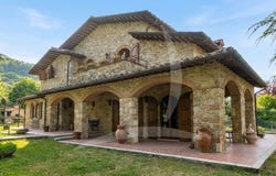 Sarteano, Tuscany 53047