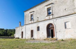 Mottola, Apulia 74017