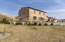 Asciano, Tuscany 53041