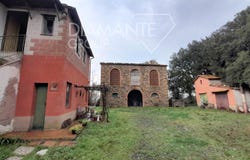 Pomarance, Tuscany 56044