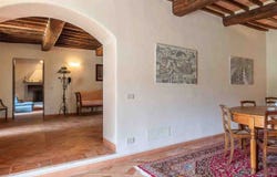 Cortona, Tuscany 52044