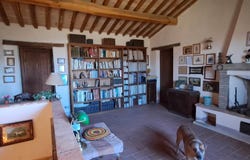 Roccalbegna, Tuscany 58053