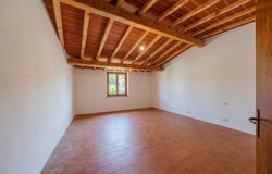 Lucignano, Tuscany 52046