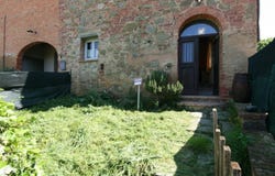 Lucignano, Tuscany 52046