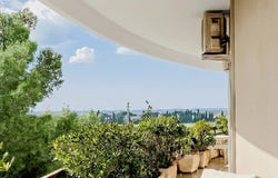 Rome, Lazio 00135
