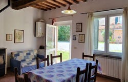 Sinalunga, Tuscany 53048