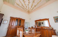 Locorotondo, Apulia 70010