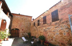 Trequanda, Tuscany 53020