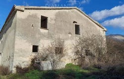 Costacciaro, Umbria