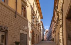 Chiusi, Tuscany 53043