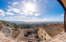 Cortona, Tuscany 52044