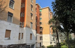 Via Fratelli Rosselli, 23, Milano, Lombardy 20100