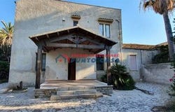 Trapani, Sicilia 081021