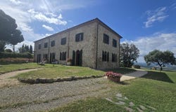 Volterra, Tuscany 56048
