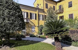 Lucca, Tuscany 55100