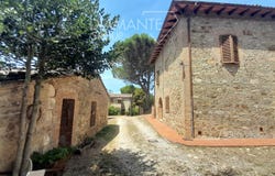 Sovicille, Tuscany 53018
