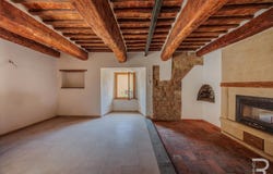 Cinigiano, Tuscany 58044
