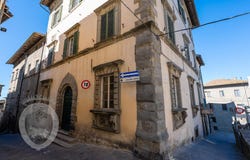 Cortona, Tuscany 52044
