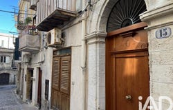 Cefalù, Sicily 90015