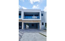 5 FARRINGDON TERRACE unit: 7, Kingston 6, St. Andrew