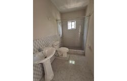LILLIPUT unit: 590, Lilliput, St. James